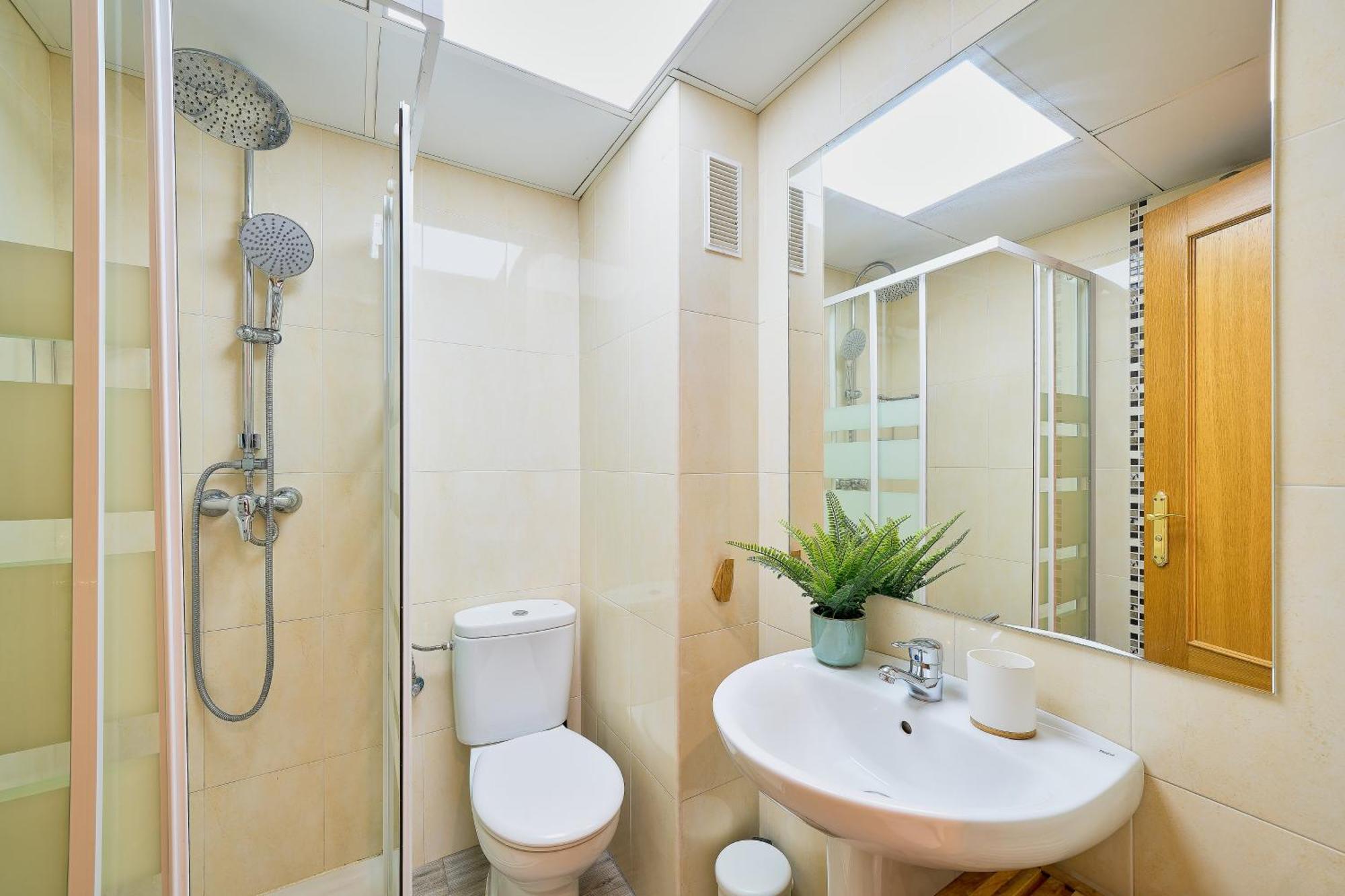 Fuengirola Beach Apartment By Stay Belonio Bagian luar foto