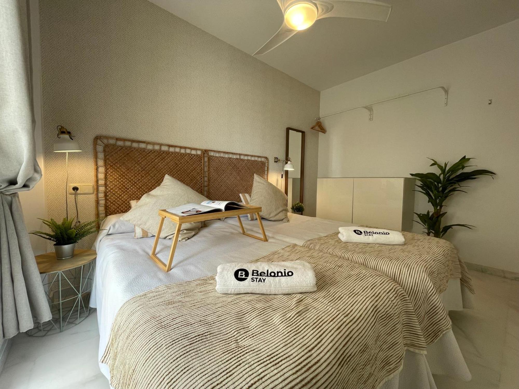 Fuengirola Beach Apartment By Stay Belonio Bagian luar foto
